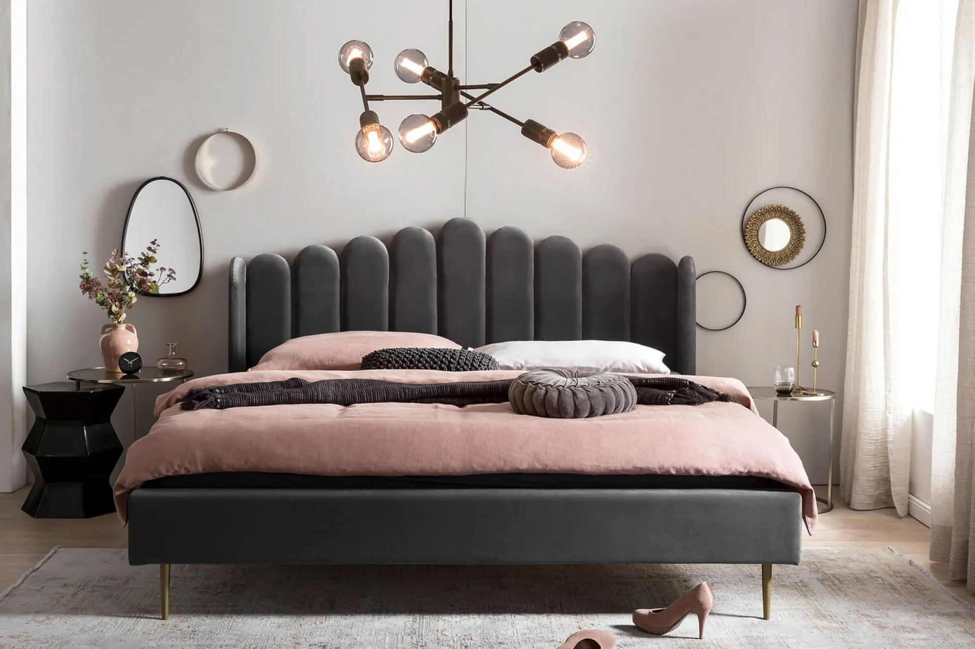 Bed Kendall Grijs 180x200cm